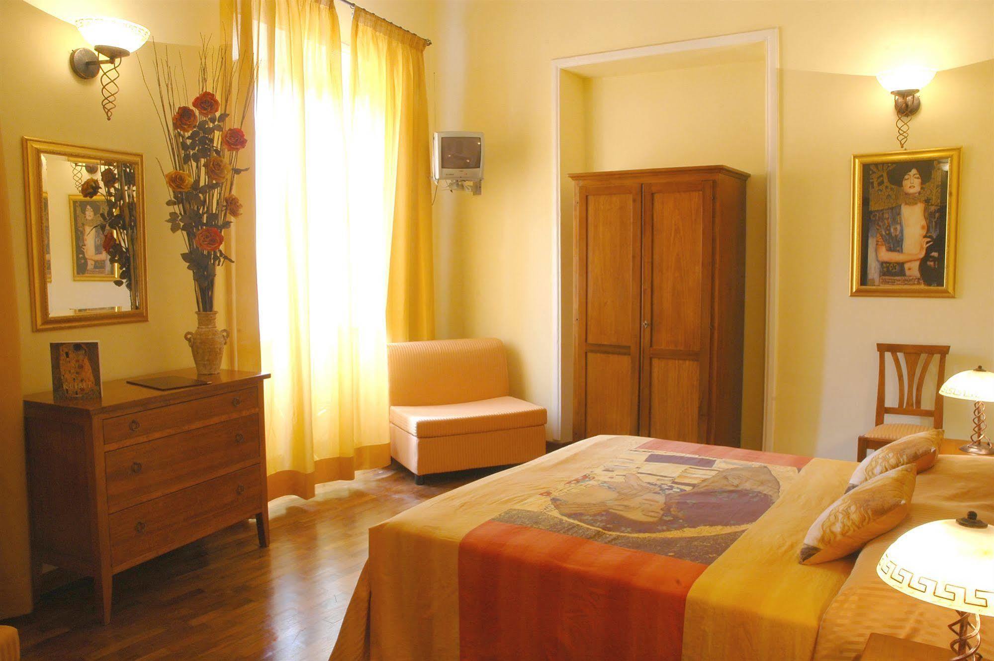 Tamara'S Suites Рим Экстерьер фото